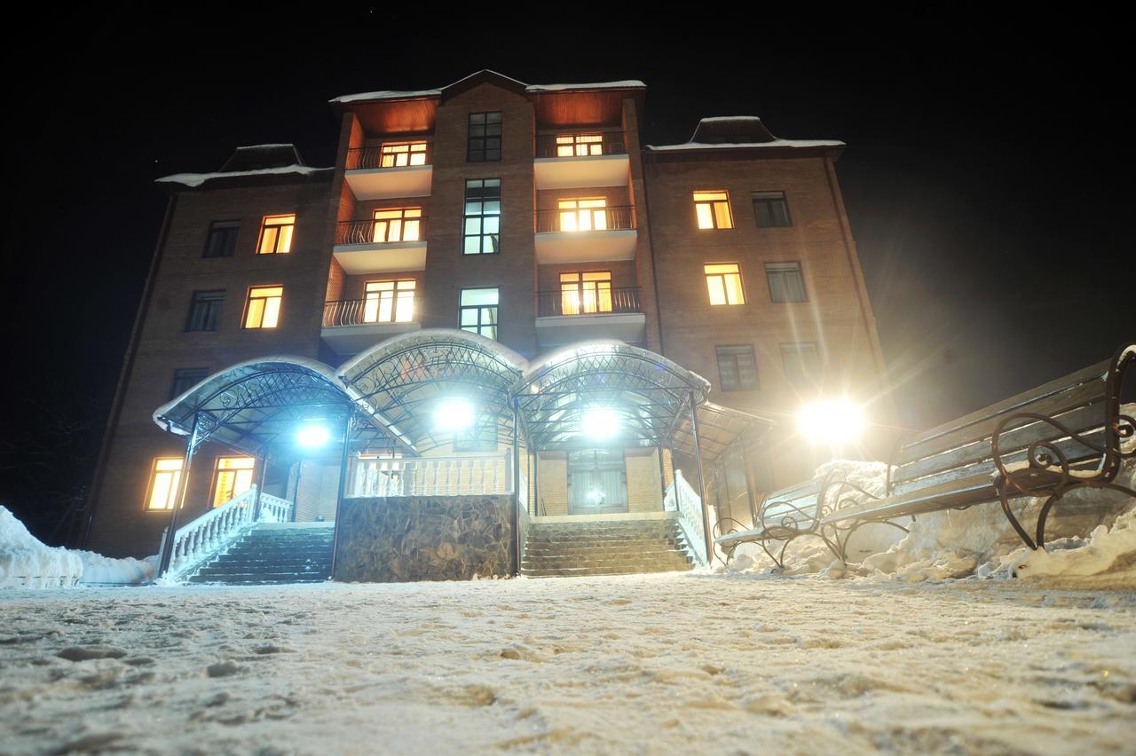 Pansionat Paradiz Hotel Polyana  Ngoại thất bức ảnh