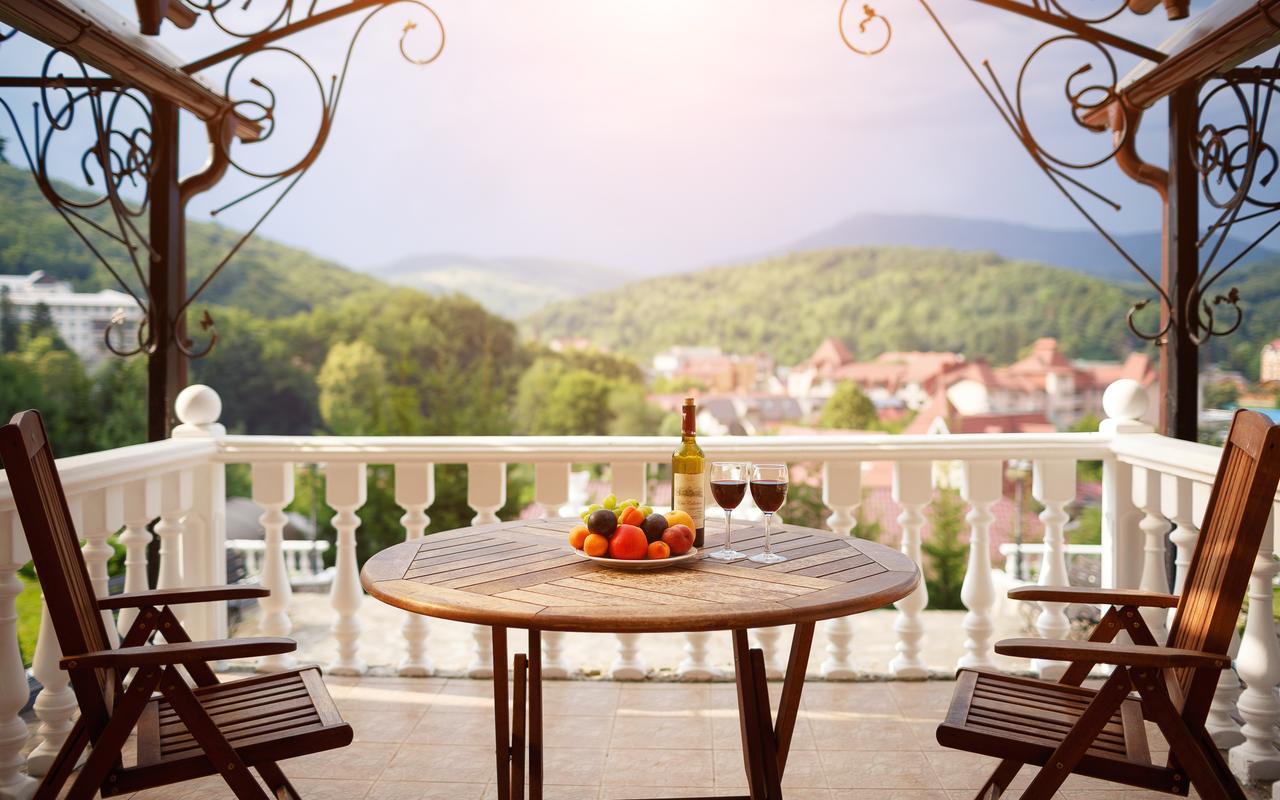 Pansionat Paradiz Hotel Polyana  Ngoại thất bức ảnh
