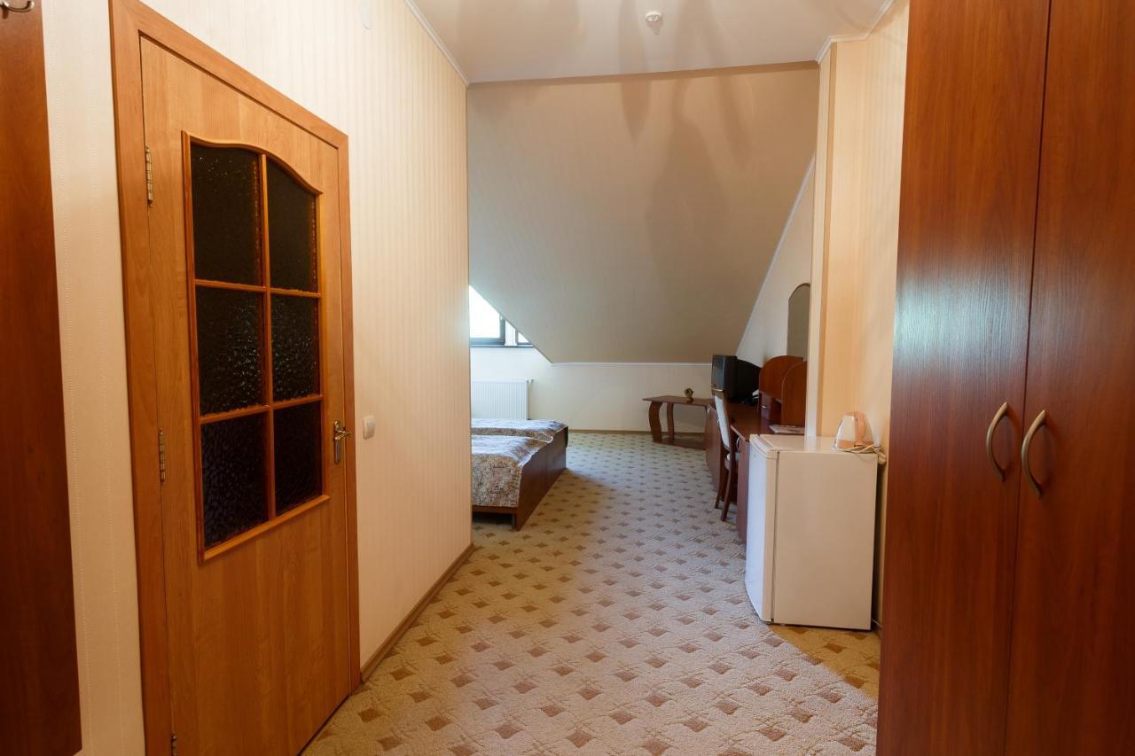 Pansionat Paradiz Hotel Polyana  Ngoại thất bức ảnh