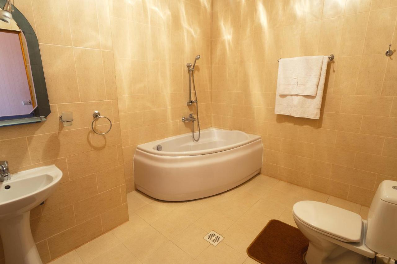 Pansionat Paradiz Hotel Polyana  Ngoại thất bức ảnh