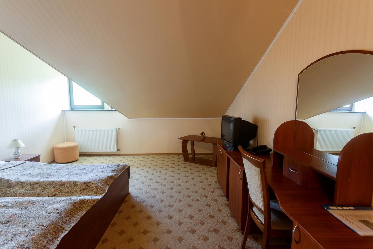 Pansionat Paradiz Hotel Polyana  Ngoại thất bức ảnh